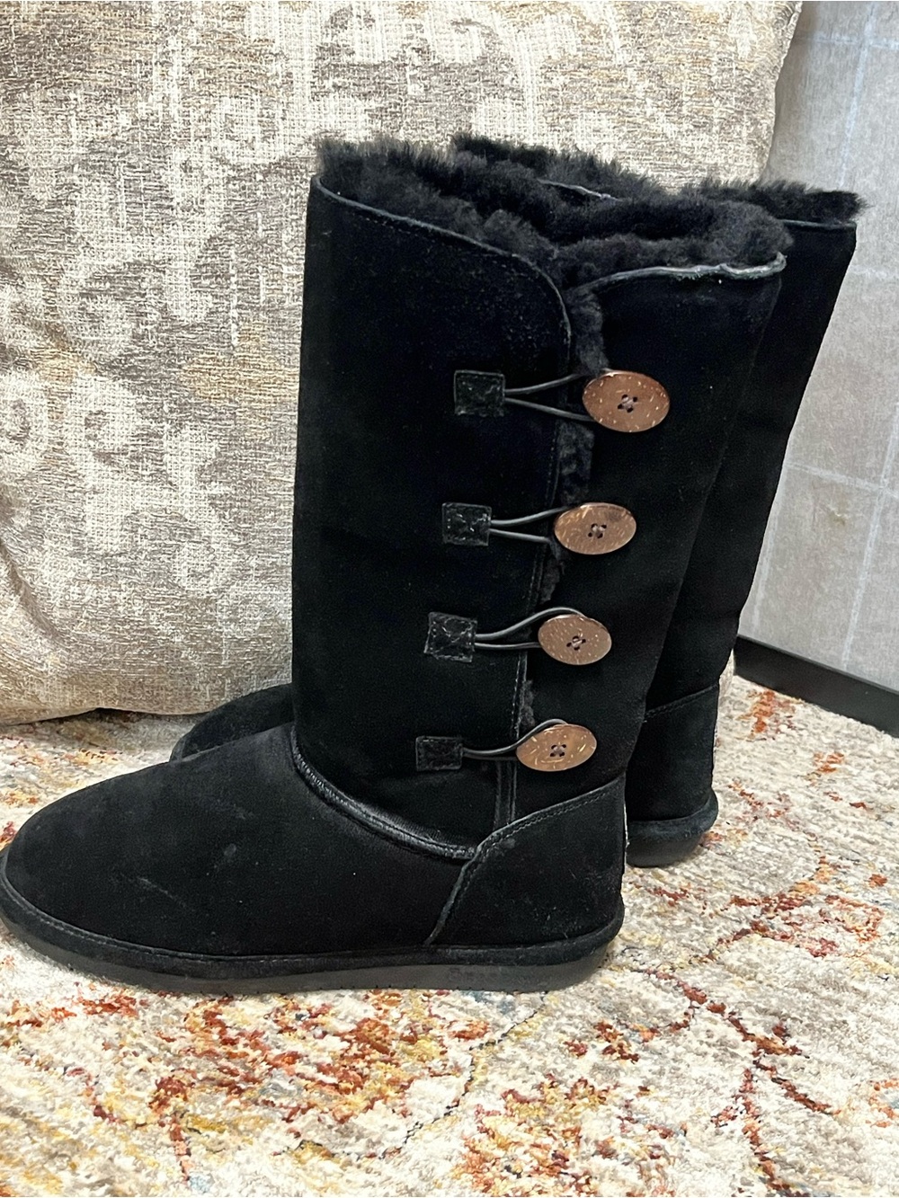 BearPaw Black Suede Button-Detail Winter Boots women size 9